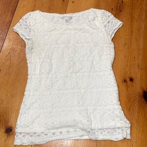 Banana Republic Off White Top Cap Sleeve Lace Lined side zip Cream Color Size 2